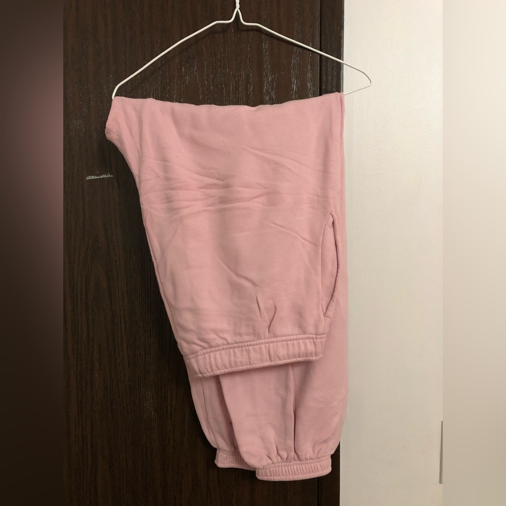 Aritzia TNA Light Pink Joggers - Picture 3 of 4